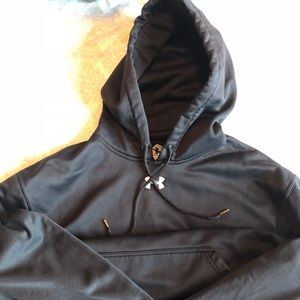 Men’s Large Under Armor Hoodie
